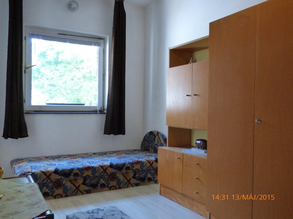Fabian Apartman-Haz Сантод Номер фото